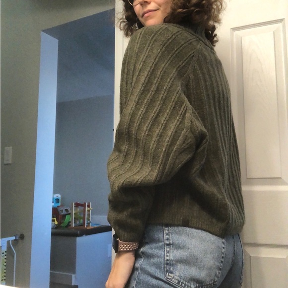 Lululemon Twin Rib Sweater Wrap - Picture 6 of 9